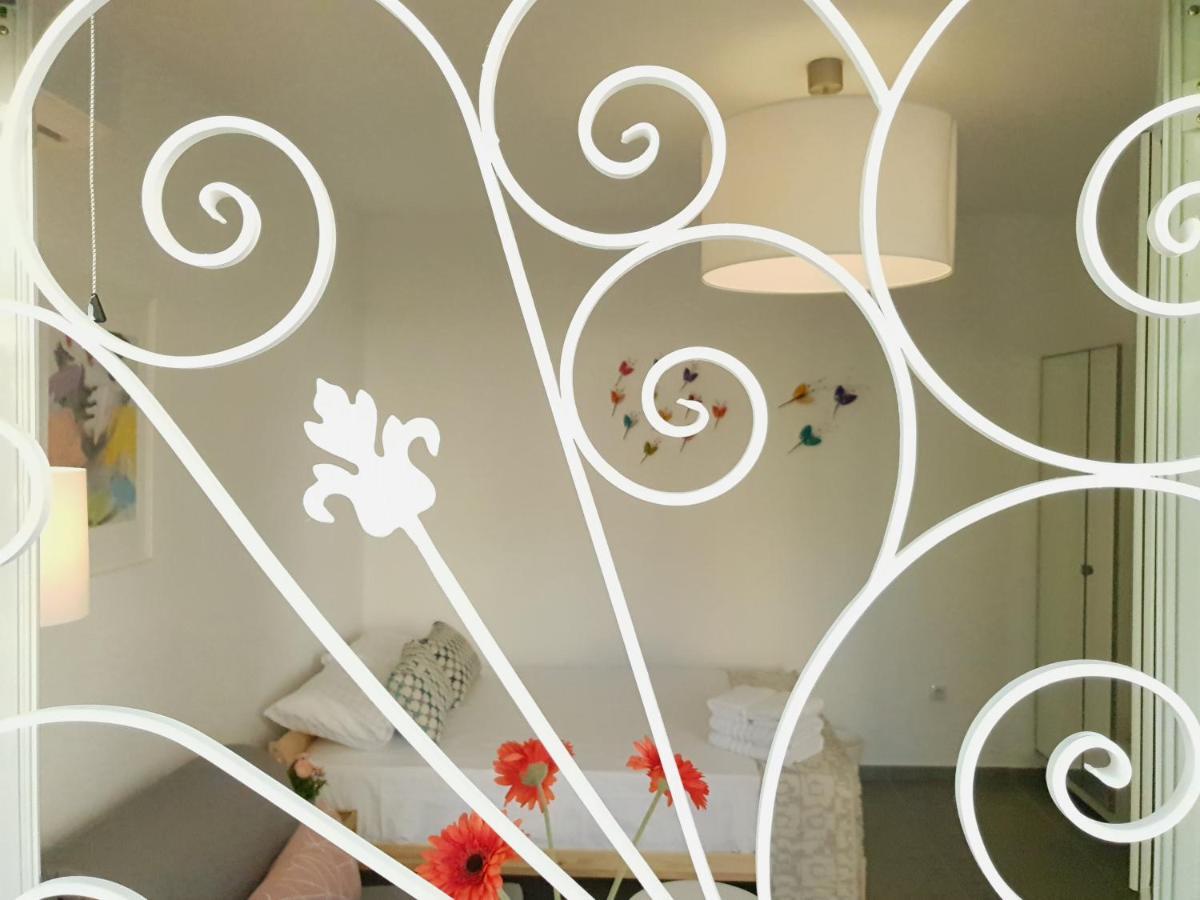 Cozy Studio 4U Gazi - Center Athens Atenas Exterior foto
